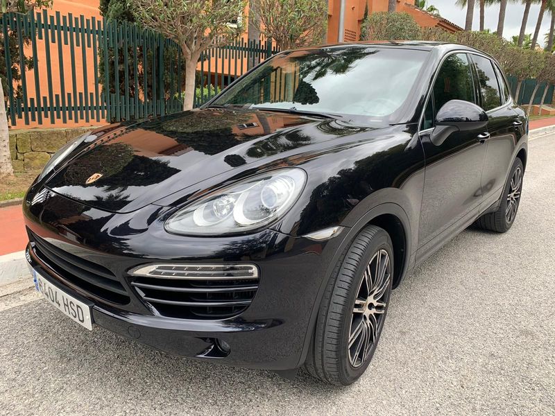 Porsche Cayenne • 2013 • 151,000 km 1