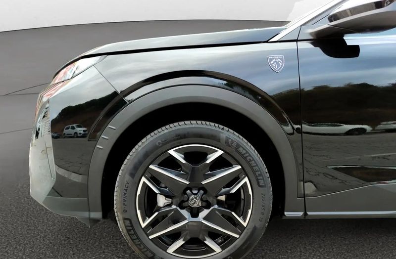 Peugeot 3008 • 2024 • 10,990 km 15