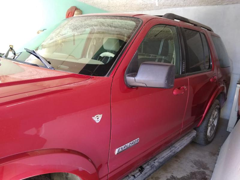 Ford Explorer • 2008 • 56,000 km 11