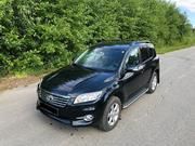 Toyota RAV4 • 2010 • 30,230 km 3