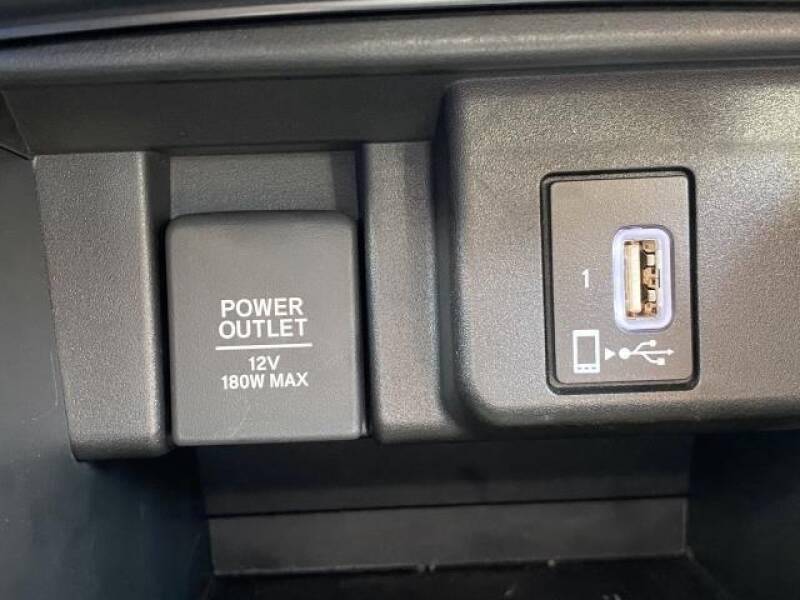 Honda Accord • 2018 • 9,651 km 16