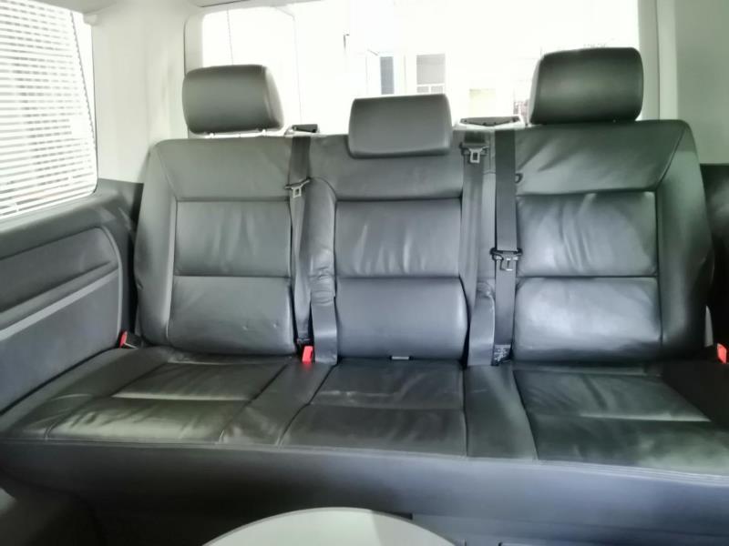 Volkswagen Caravelle • 2015 • 89,000 km 8