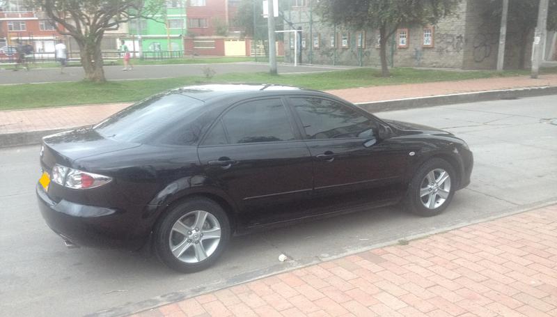 Mazda 6 • 2008 • 180,000 km 2