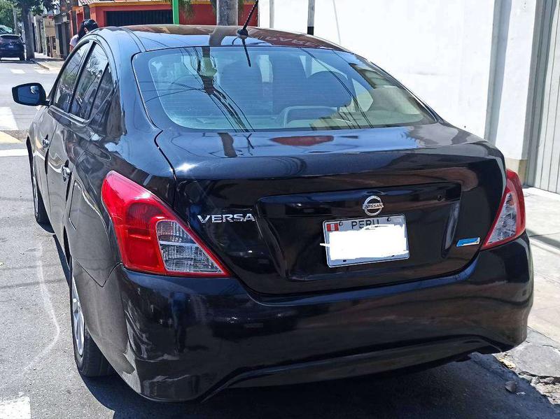 Nissan Versa • 2012 • 135 km 2