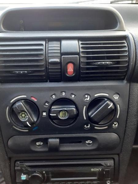 Opel Corsa • 2000 • 300,000 km 5