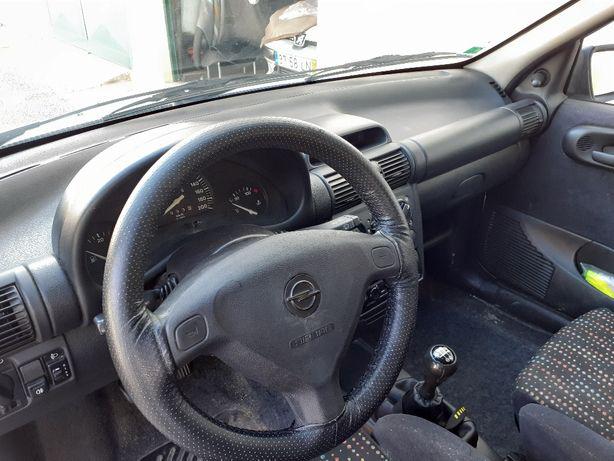 Opel Corsa • 2000 • 300,000 km 2