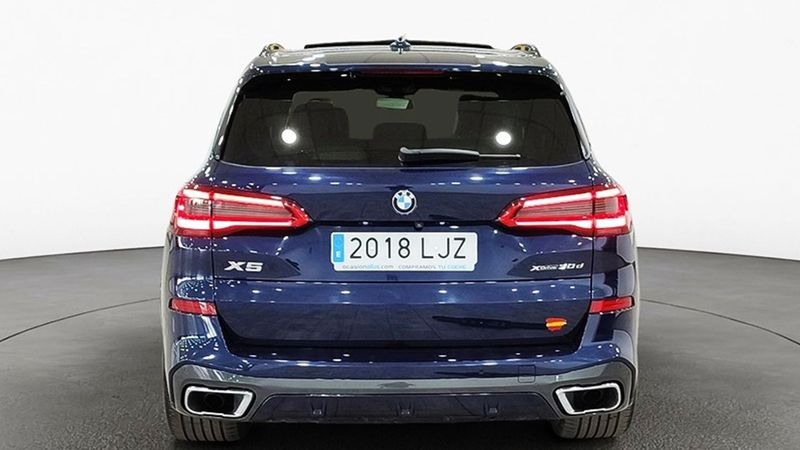 BMW X5 • 2020 • 42,284 km 9
