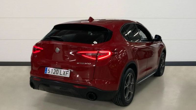 Alfa Romeo Stelvio • 2022 • 63,414 km 2
