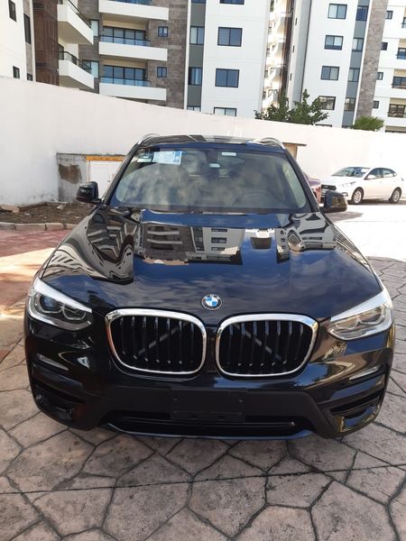 BMW X3 • 2018 • 97,600 km 6