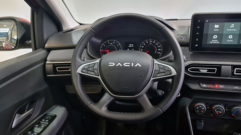 Dacia Sandero • 2024 • 921 km 12