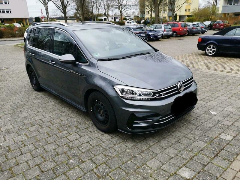 Volkswagen Touran • 2019 • 80,000 km 2
