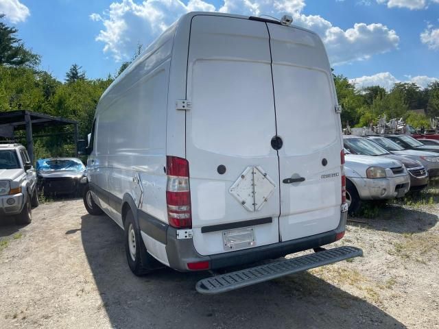 Mercedes-Benz Sprinter • 2012 • 12 km 3
