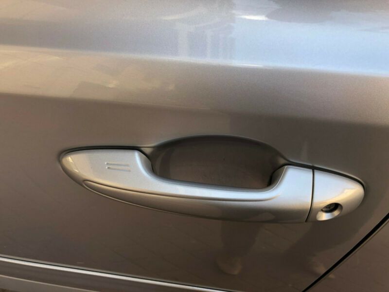 Toyota RAV4 • 2017 • 101,000 km 10