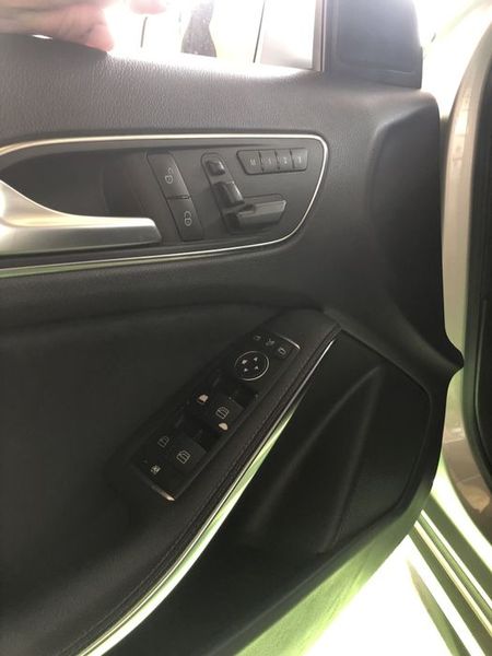 Mercedes-Benz A • 2015 • 100,950 km 3