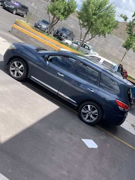 Nissan Pathfinder • 2013 • 93,800 km 1