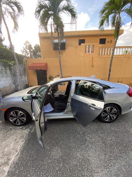 Honda Civic • 2016 • 53,000 km 8