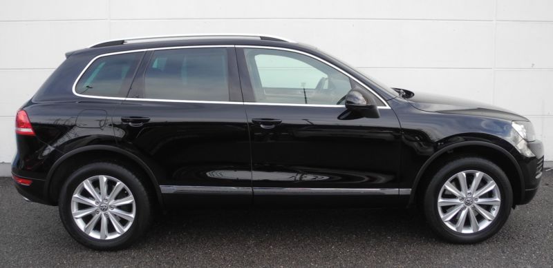 Volkswagen Touareg • 2012 • 119,996 km 2
