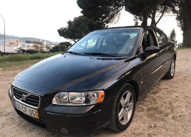 Volvo S80 • 2006 • 150,000 km 1