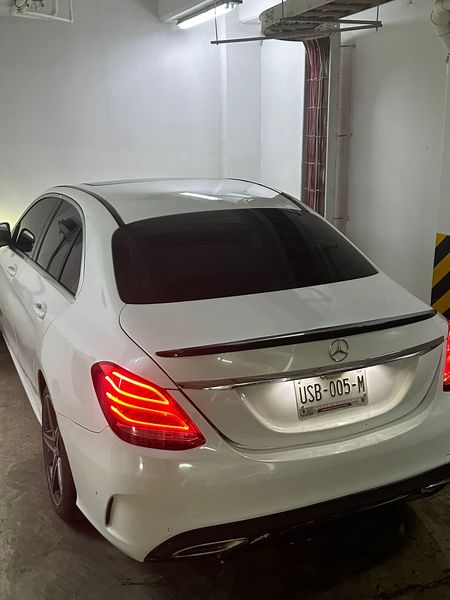 Mercedes-Benz 200 - 300 • 2016 • 119,000 km 4
