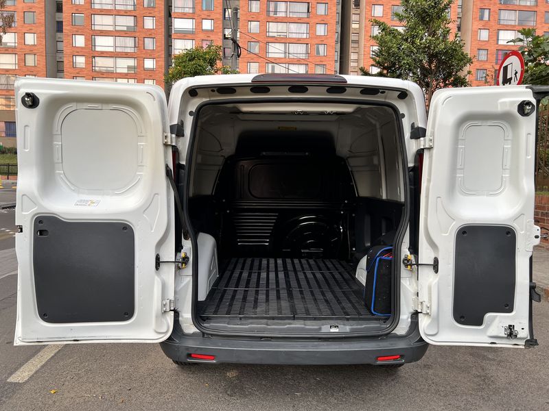 Fiat Florino Combi • 2022 • 31,240 km 18