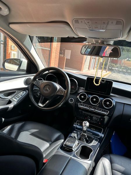Mercedes-Benz C-Class • 2014 • 23,000 km 1