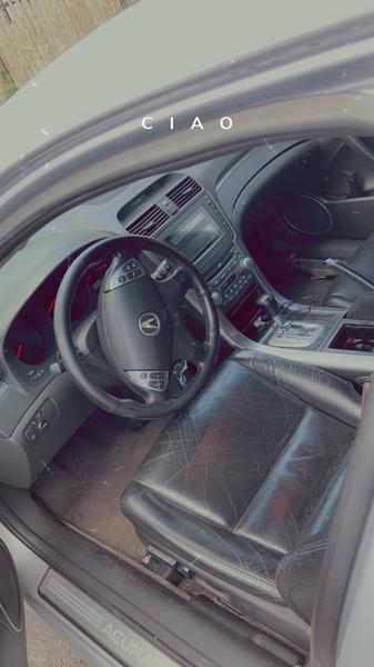 Acura TL • 2005 • 170,000 km 2