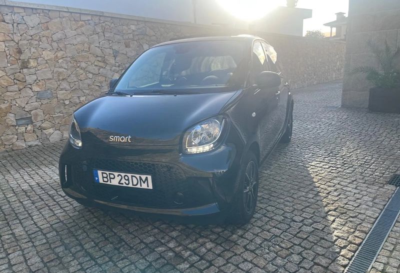 Smart Forfour • 2021 • 19,555 km 2