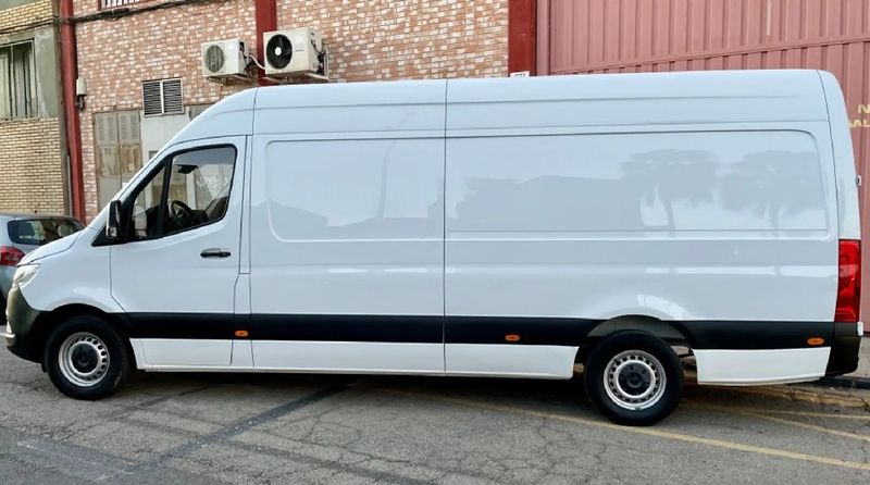 Mercedes-Benz Sprinter • 2019 • 82,200 km 6