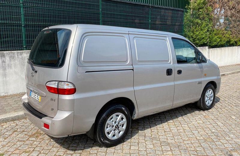Hyundai H1 • 2008 • 130,000 km 2