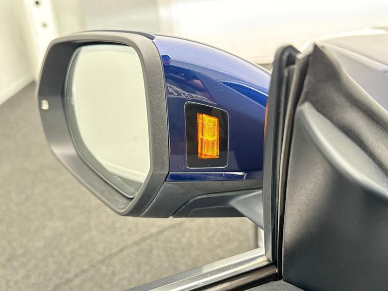 Audi Q8 • 2019 • 167,000 km 3