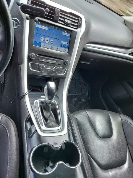 Ford Mondeo • 2019 • 49,000 km 10