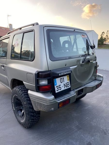 Mitsubishi Pajero • 1999 • 234,000 km 2