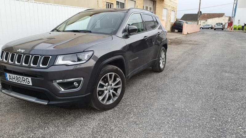 Jeep Compass • 2021 • 18,800 km 2