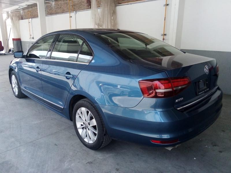 Volkswagen Jetta • 2017 • 63,000 km 22