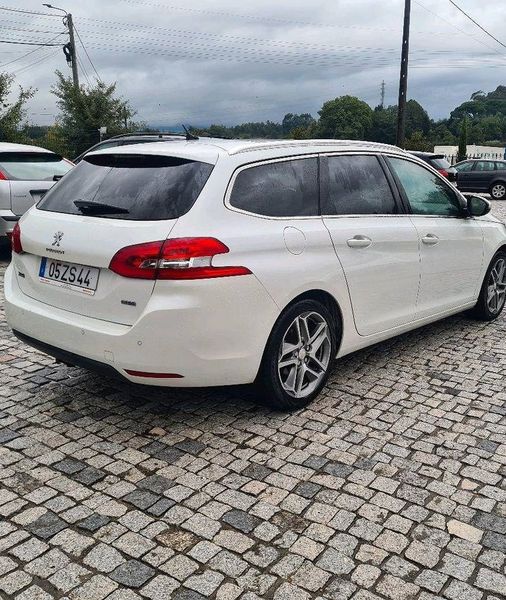 Peugeot 308 • 2015 • 199,999 km 3