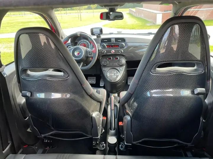 Fiat 500 • 2011 • 23,000 km 2