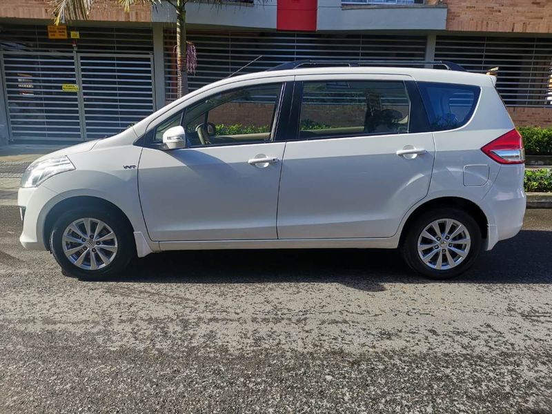 Suzuki Ertiga • 2015 • 120,000 km 2
