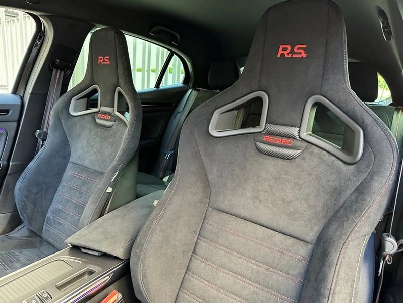 Renault Mégane • 2023 • 29,800 km 7