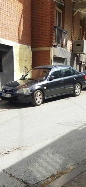 Honda Civic • 1996 • 310,000 km 2
