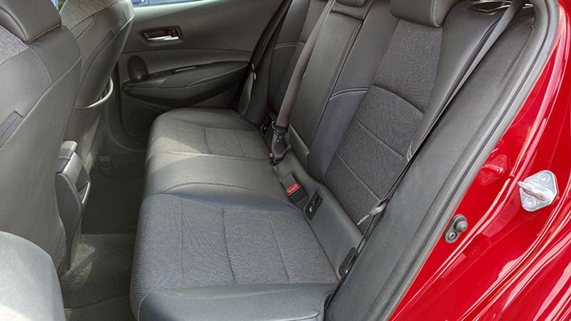 Toyota Corolla • 2020 • 50,773 km 4