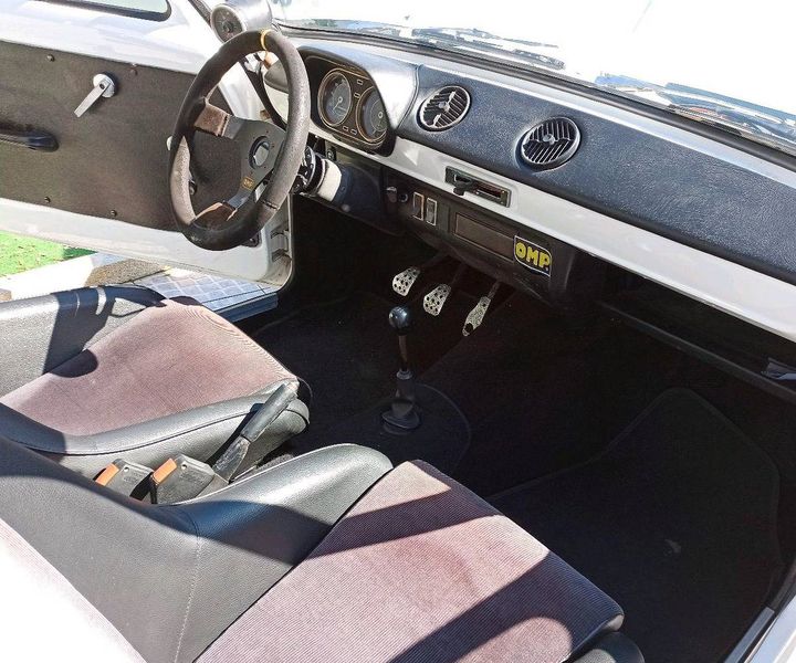 Ford Escort • 1968 • 26,000 km 4