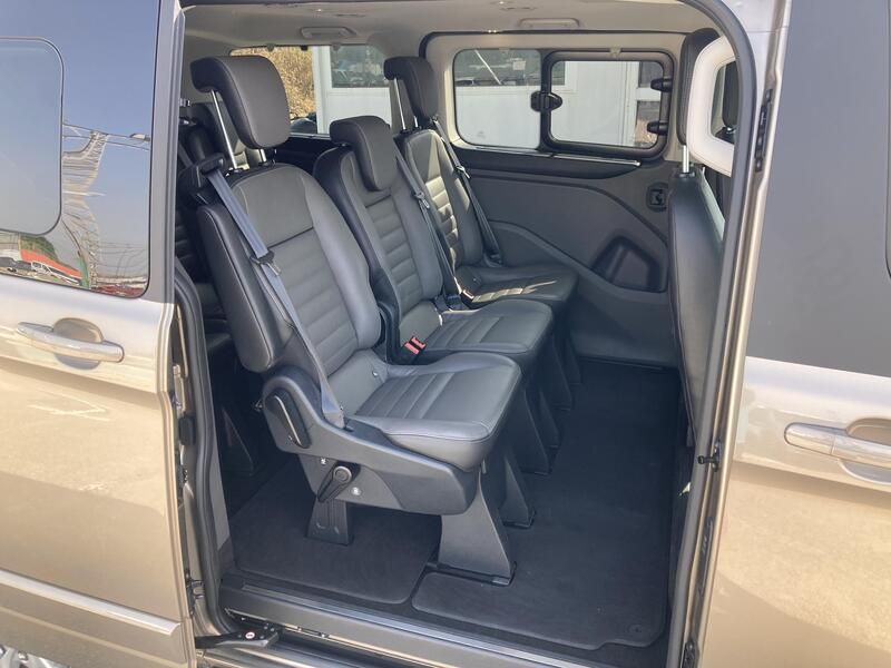 Ford Tourneo Custom • 2021 • 79,856 km 27
