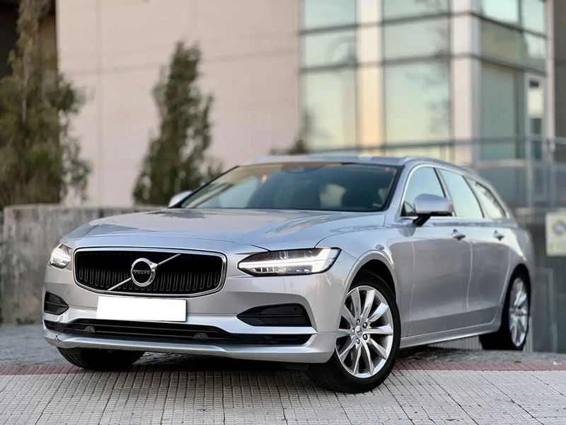 Volvo V90 • 2019 • 79,000 km 7