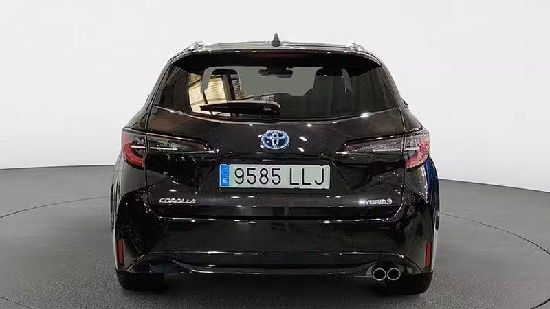 Toyota Corolla Combi • 2020 • 20,378 km 11