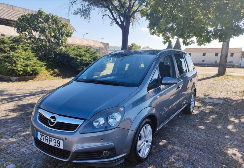 Opel Zafira • 2007 • 199,999 km 3