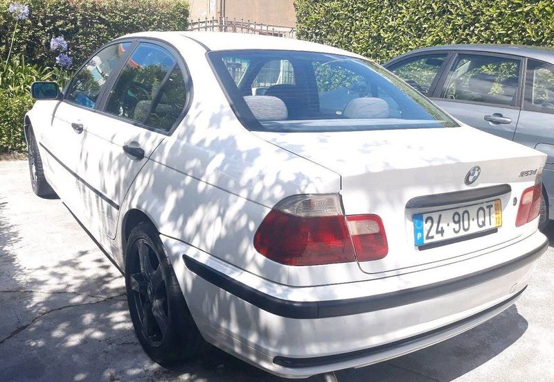 BMW 1 Series • 2000 • 250,000 km 3