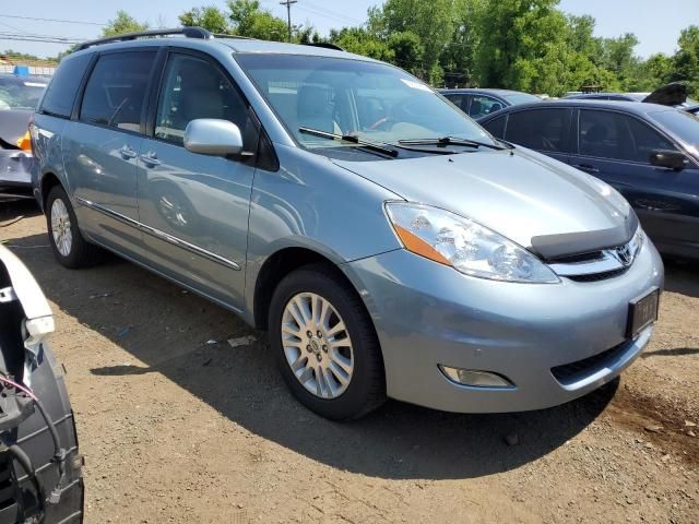 Toyota Sienna • 2008 • 10,000 mi 1