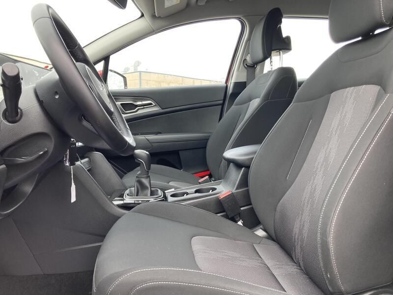 Kia Sportage • 2023 • 16,359 km 25