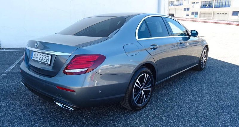 Mercedes-Benz E • 2002 • 20,000 km 3