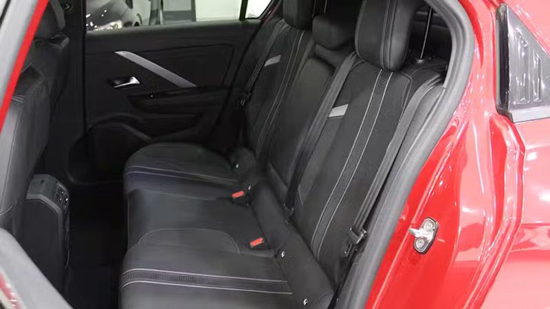 Opel Astra • 2023 • 46,137 km 16